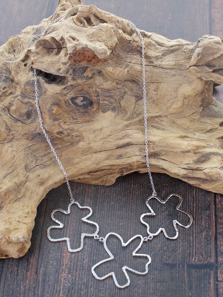 Metal Abstract Flower Necklace Silver