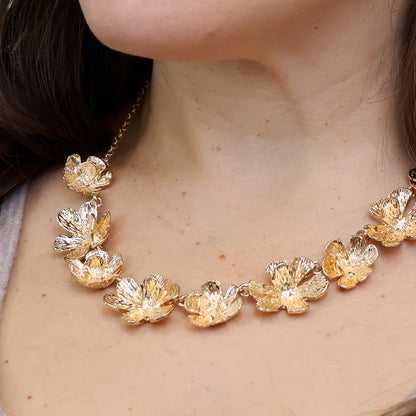 Faux Gold Textured Bloom Collar Necklace