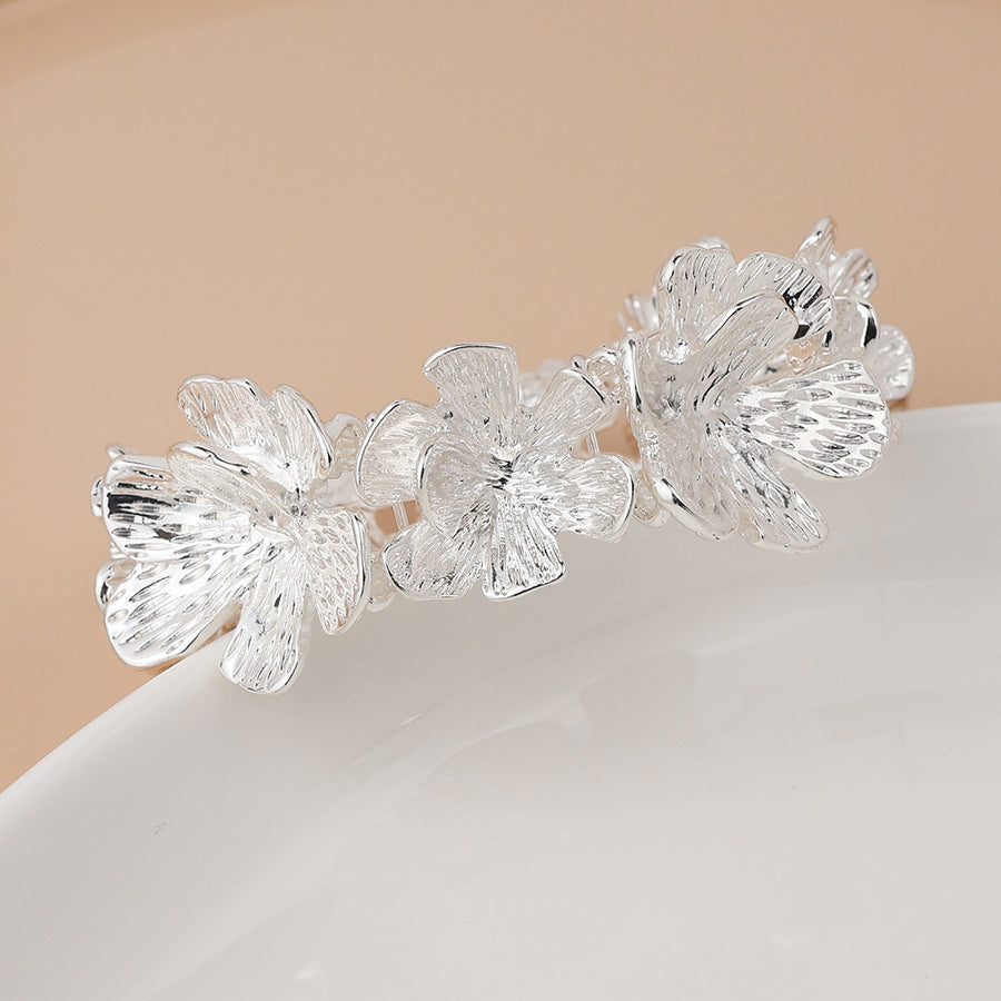 Silver Plated Textured Bloom Bracelet