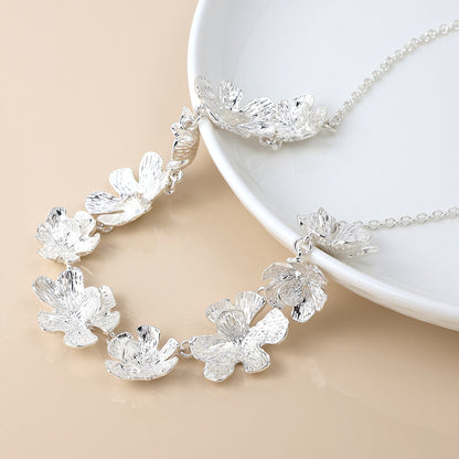 Silver Plated Textured Bloom Collar Necklace