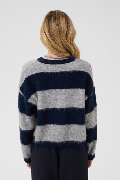 TayzieSZ Pullover