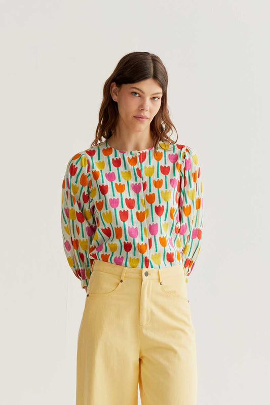 CF Shirt with Tulip Print and Puffy Sleeves