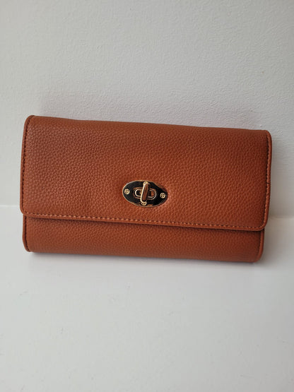 Hazel Clutch Bag