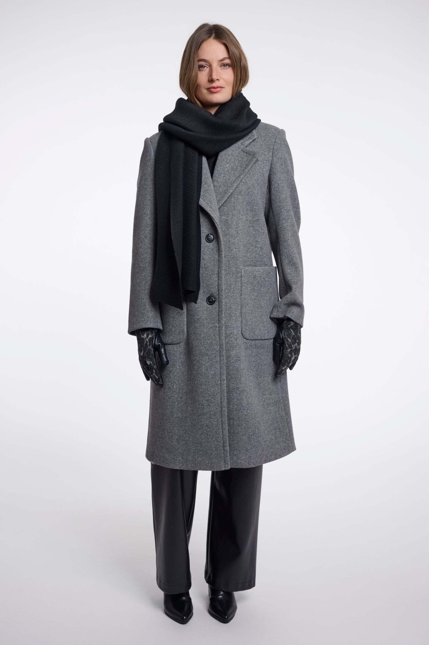 Ivie Scarf Black