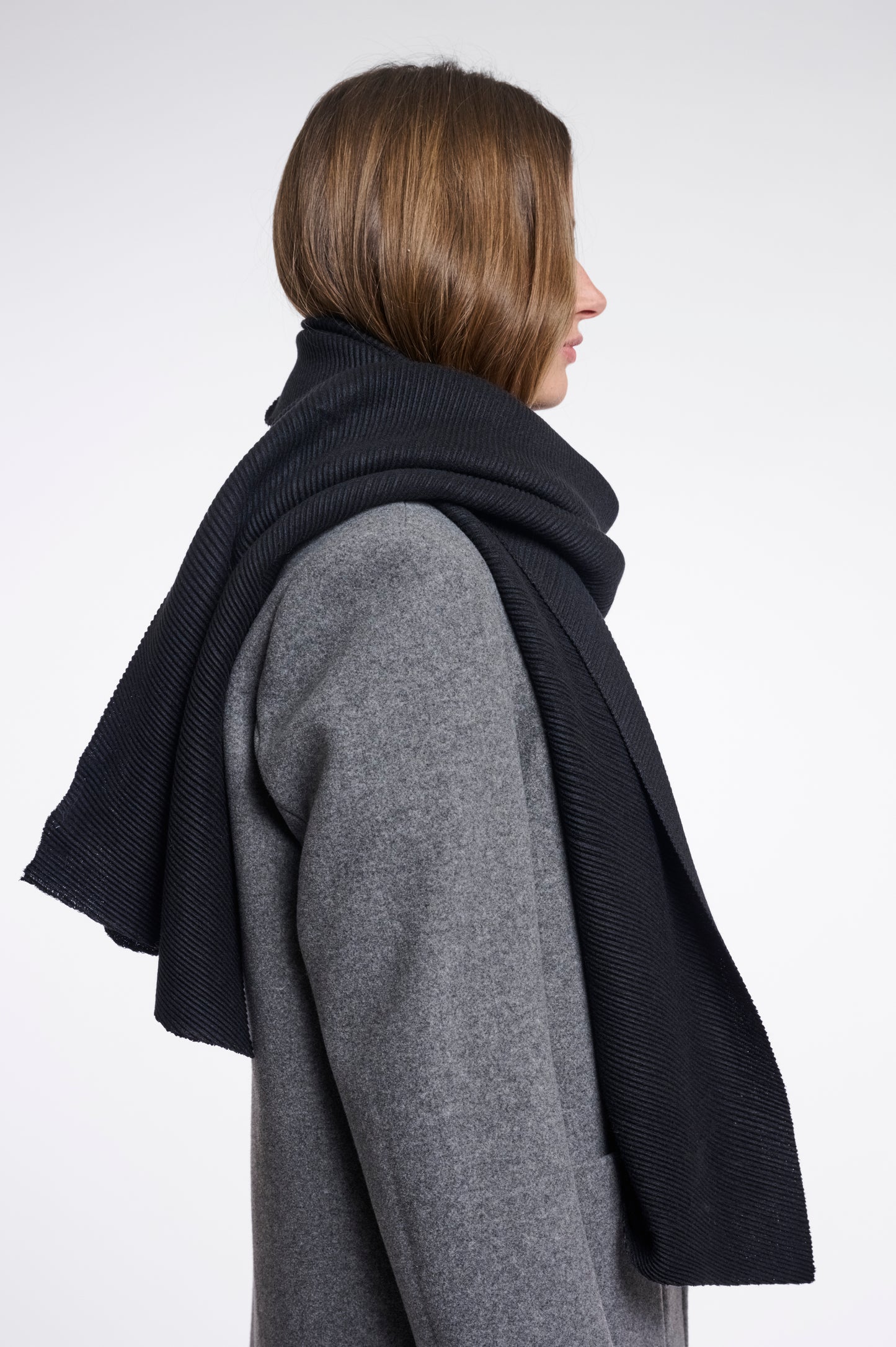 Ivie Scarf Black