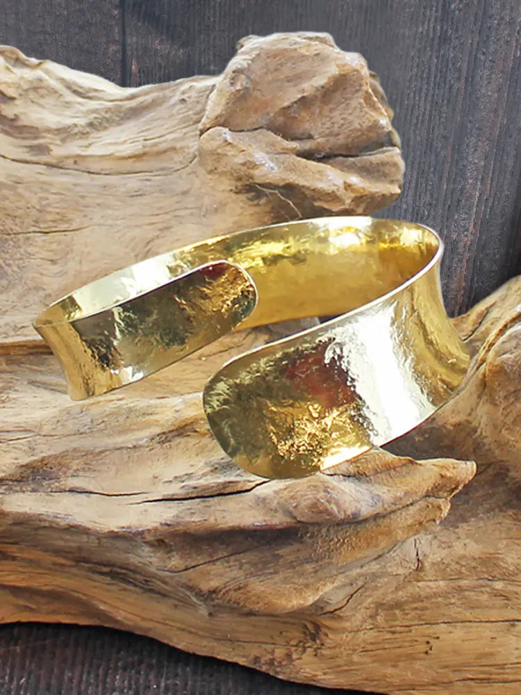 Beaten Spiral Cuff Gold