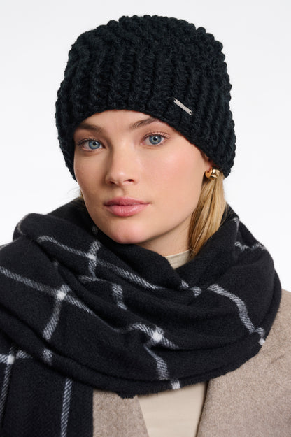 Kevina Knitted Hat Black