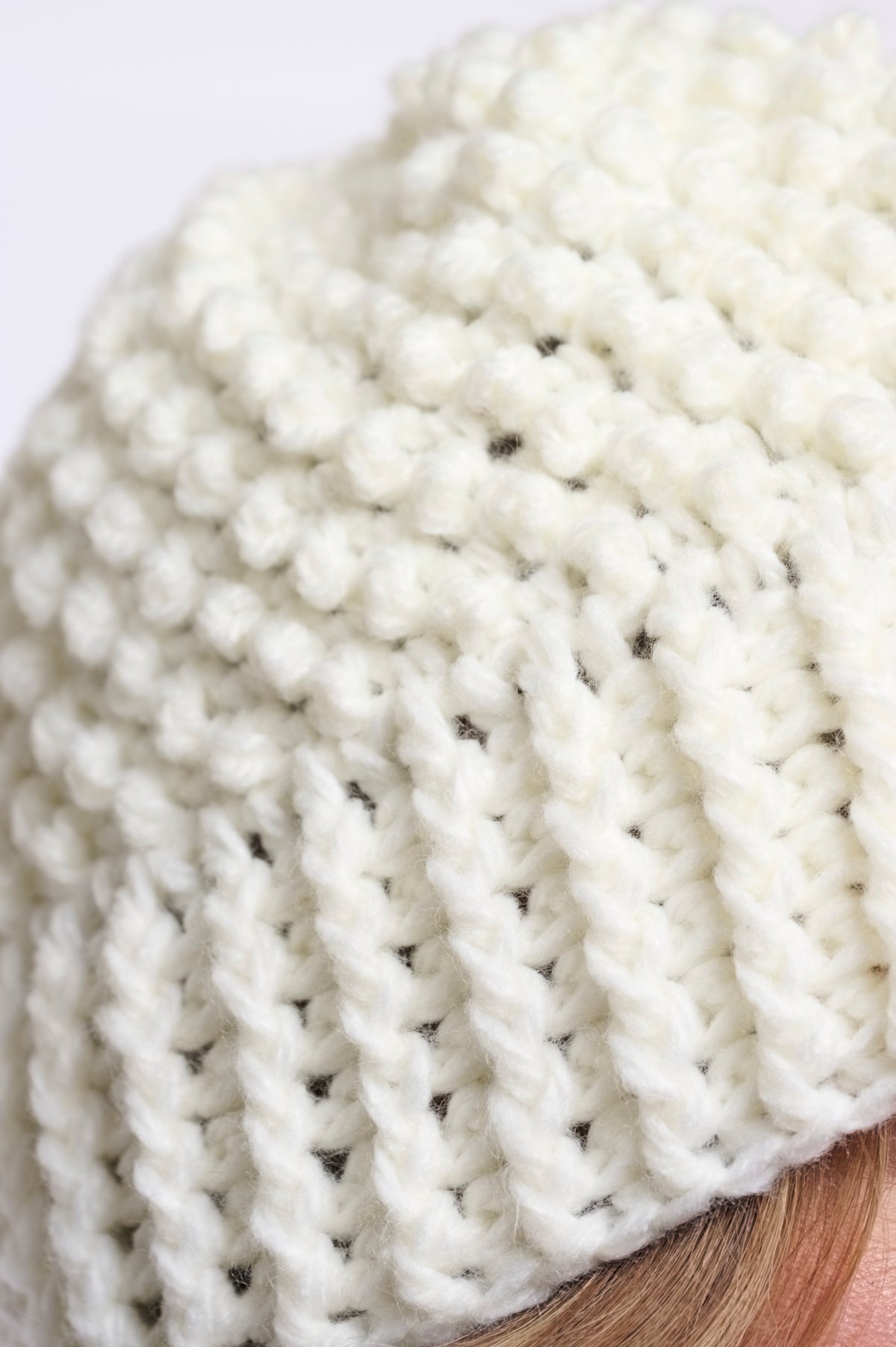 Kevina Knitted Hat Snow White
