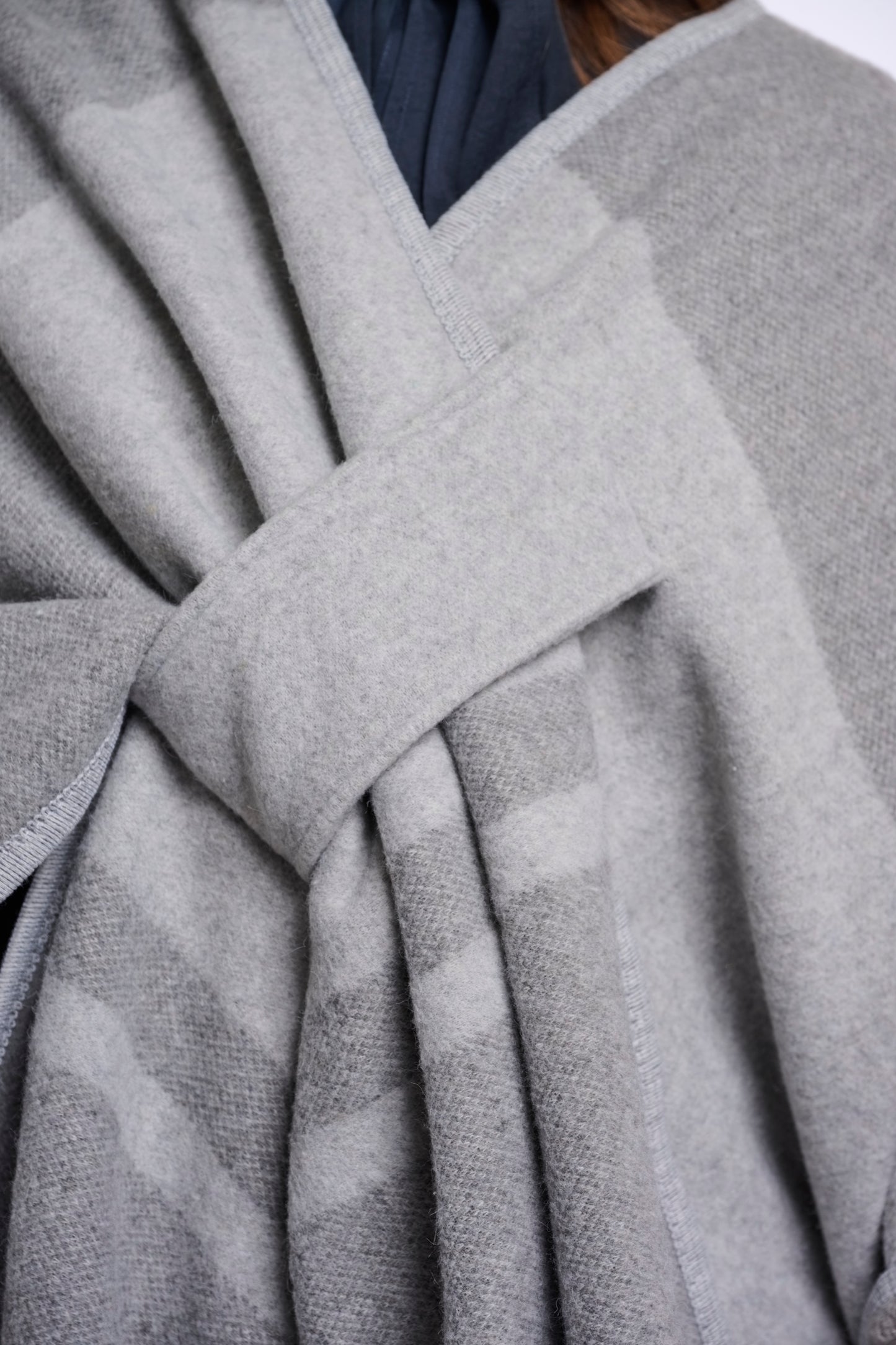 Levi Cape Light Grey