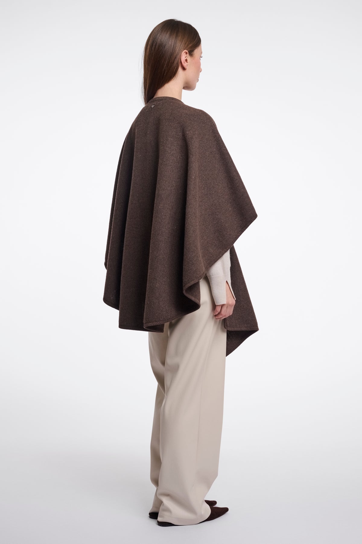 Marwa Woven Cape Coffee Roast
