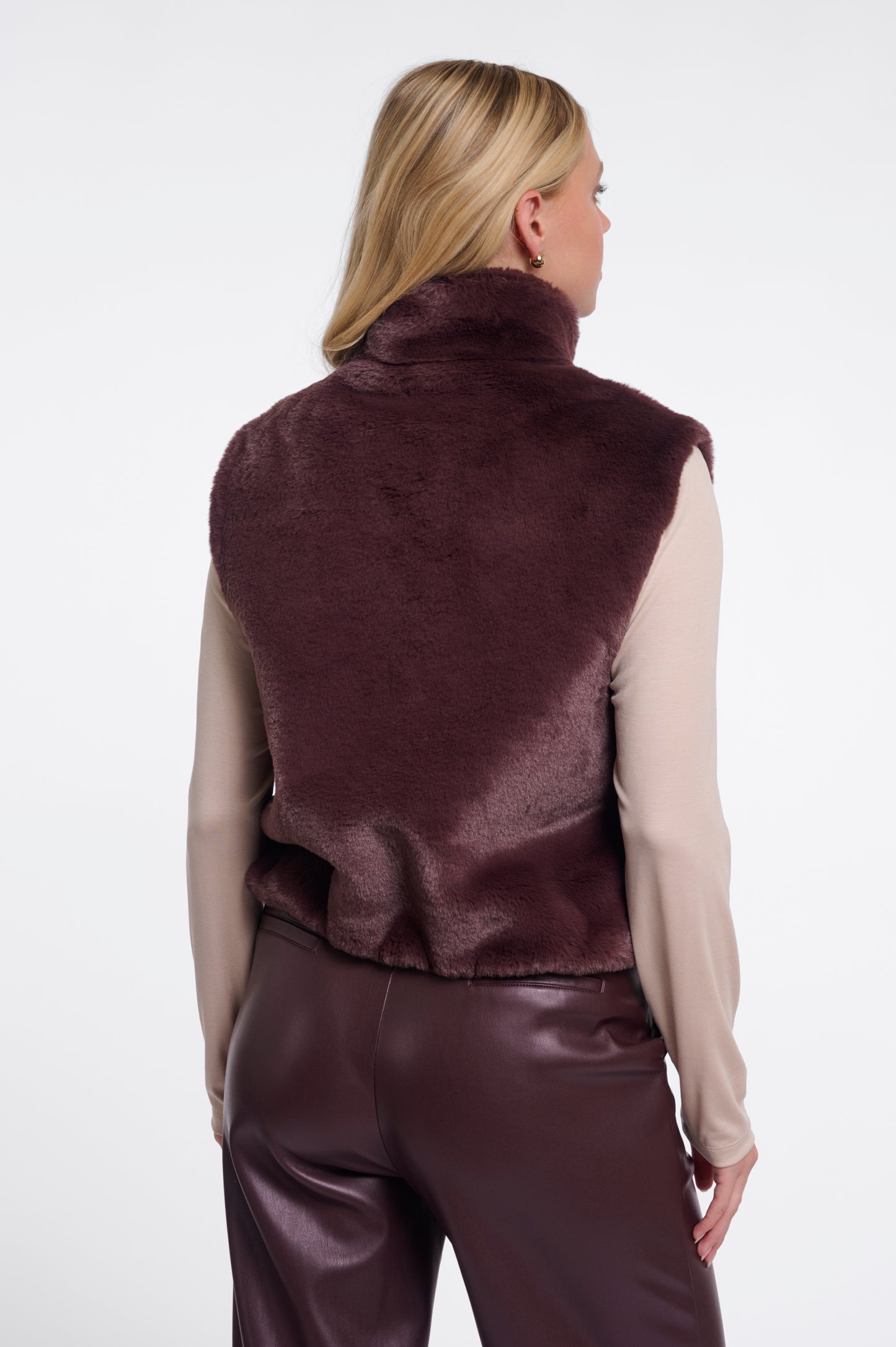 NIkki Faux Fur Waiscoat Chocolate Bean