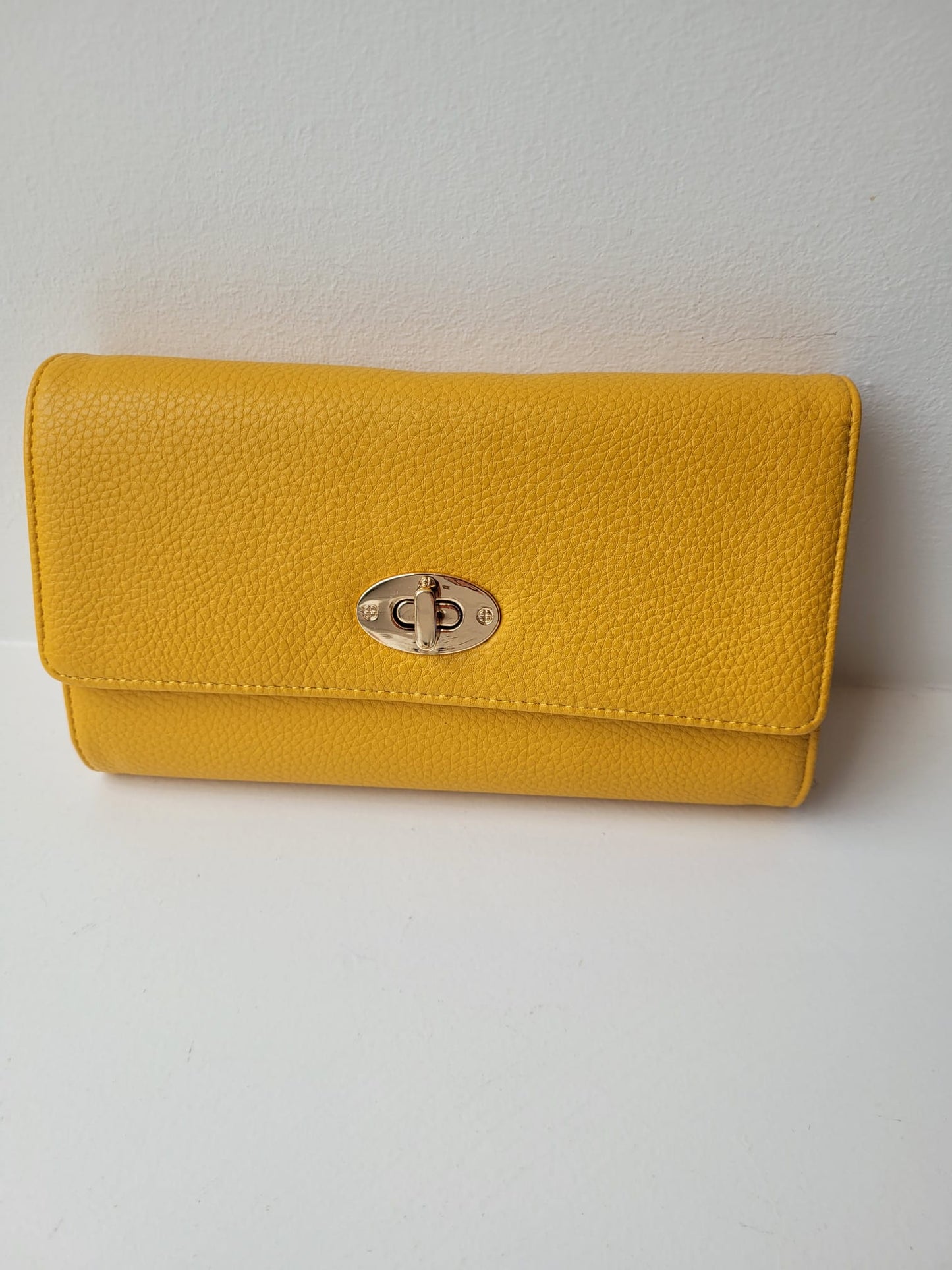 Hazel Clutch Bag